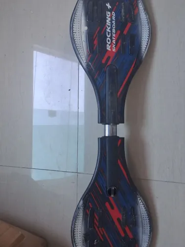 SKATE DUAS RODAS, AVARIA SIMPLES NA RODA DA FRENTE