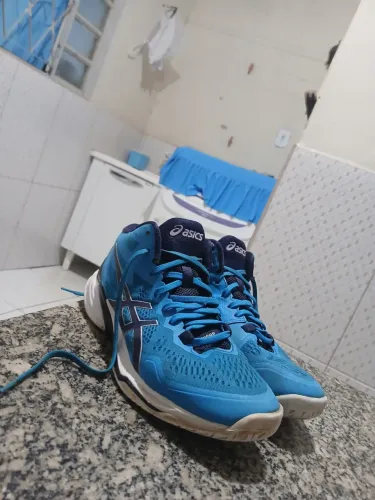 Vendo Tênis para Volêi Tam.41 Novinho