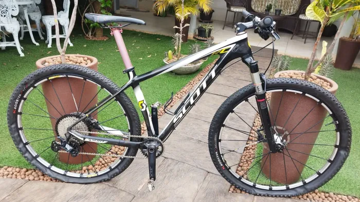 Bicicleta Scott RC HMX 29 carbono