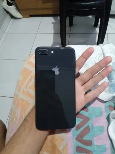 iPhone 8 Plus