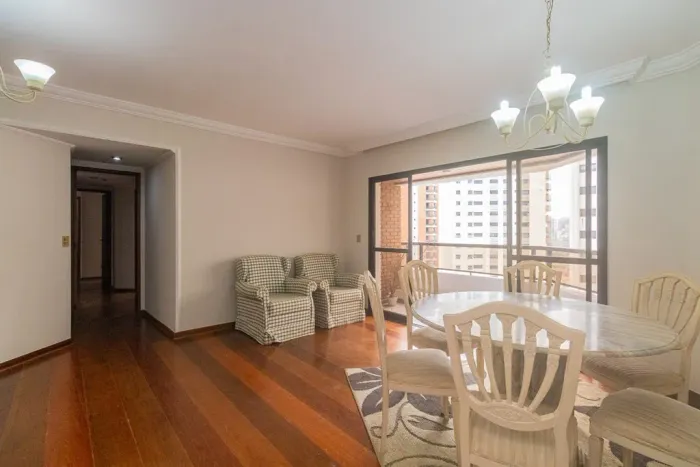 Apartamento à venda com 3 dormitórios sendo 1 suíte no Campo Belo em São Paulo REF: OR