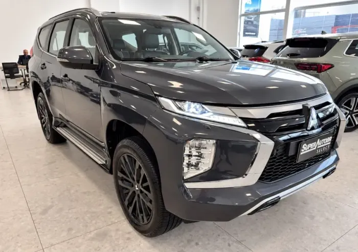 Mitsubishi Pajero Sport Legend Black 2.4 4X4 (die) Aut. 2024