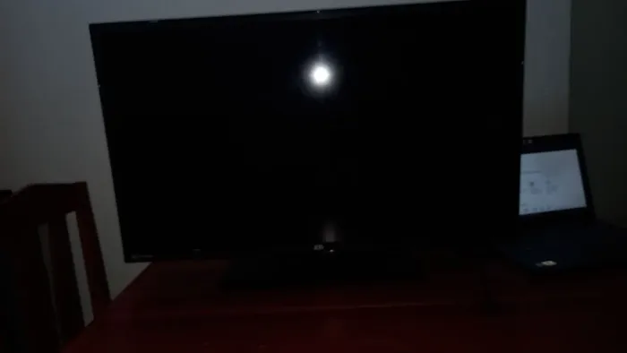 Vendo TV STI 39 polegadas