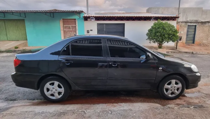 Toyota Corolla XLI 1.6 16V 110cv Mec. 2004