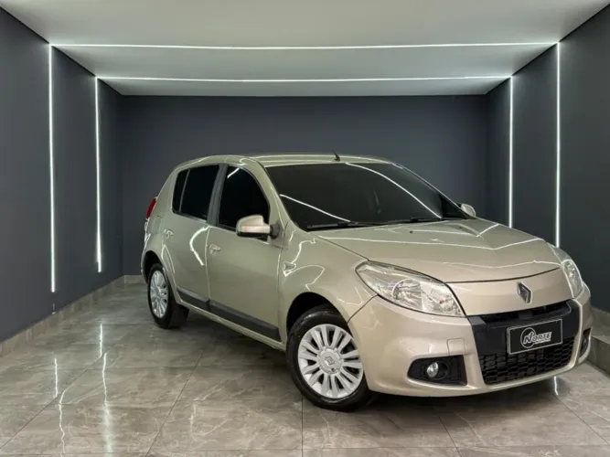 Renault Sandero Privilège Hi-flex 1.6 8V 5P 2012
