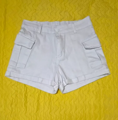 Short Branco Cargo Bolso Lateral Tamanho 40