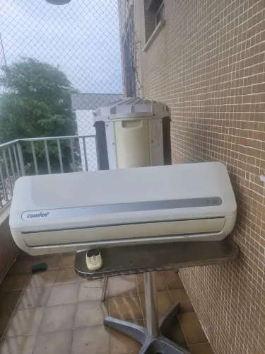 VENDO AR CONDICIONADO SPRIT COMFEE 12.000 BTUS