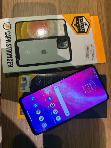 Motorola one Hyper