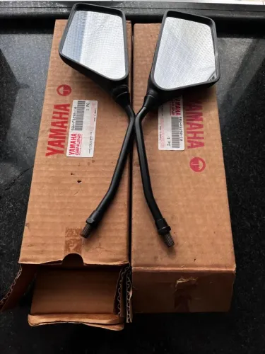 Par de retrovisores DT 180 ( Yamaha)