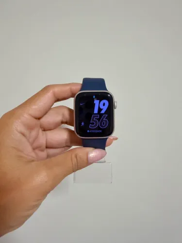 Apple Watch SE Geração 3 - 44MM