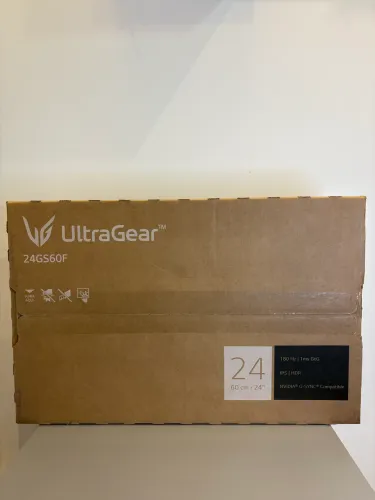 Monitor LG Ultragear 24? 180Hz LACRADO