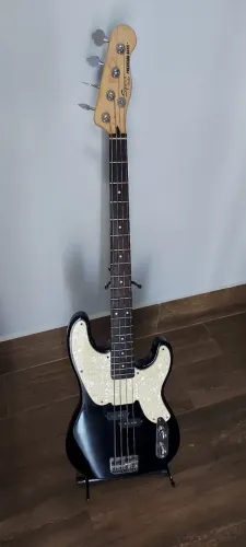 Baixo Squier by Fender Precision Mike Dirnt Signature
