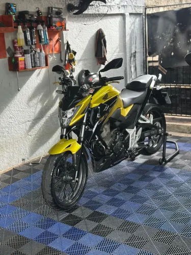 Vendo CB300F TWISTER