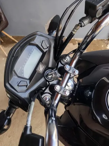 Moto a venda