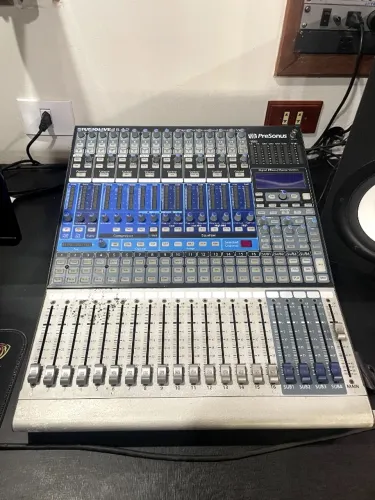 Pressonus StudioLive 16.4.2 - Mesa Profissional