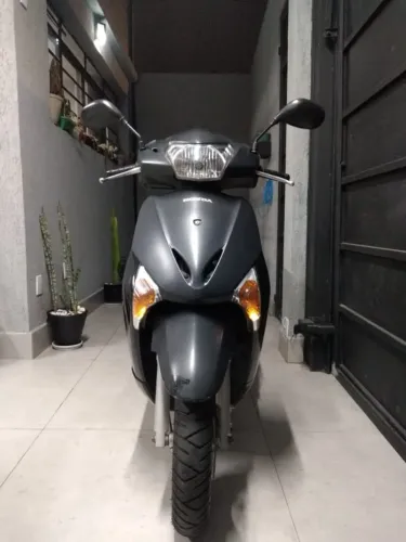 Honda Lead Scooter 2013