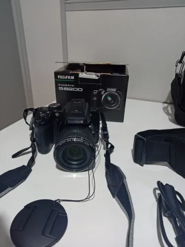 Câmera de filmagem Fujifilm FinePix S2800