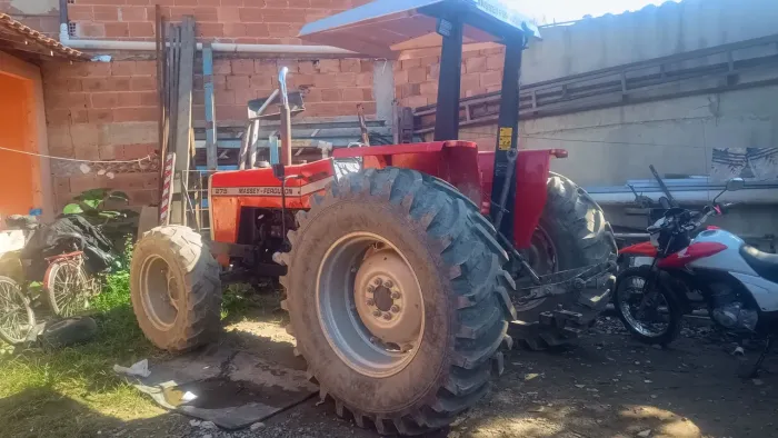 Trator Massey Ferguson 4x4 2002