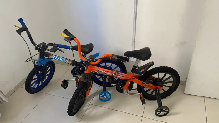Vendo 2 bicicletas infantis aro 14
