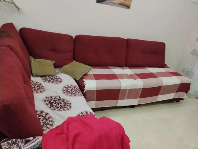 Vendo um sofá