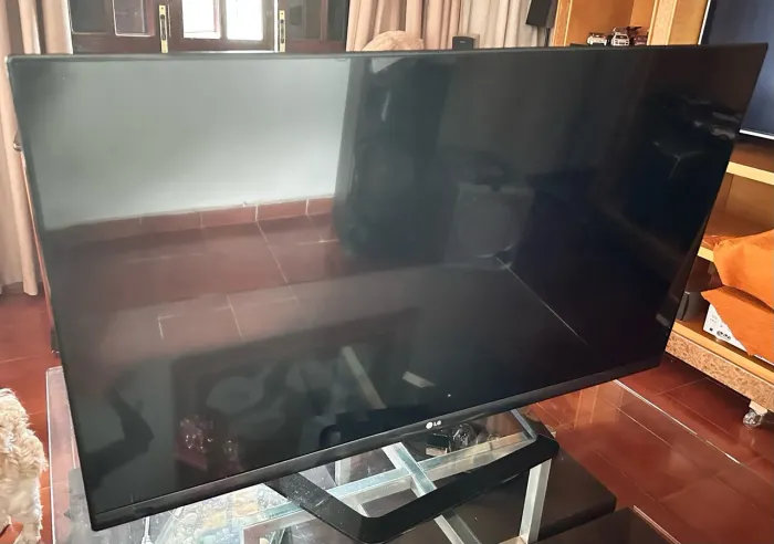 TV LG 47? 3D Modelo 47LM6499 Smart descontinuada.