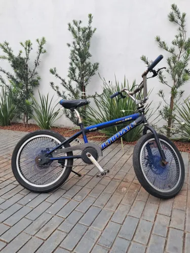 Bicicleta bmx 