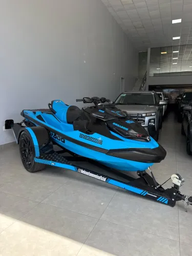 Jet skis Seaadoo 325 ano 2026 apenas 12 horas de uso