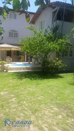 Casa Triplex com Kitnet Á Venda no Centro de Itaipava em Itapemirim-ES