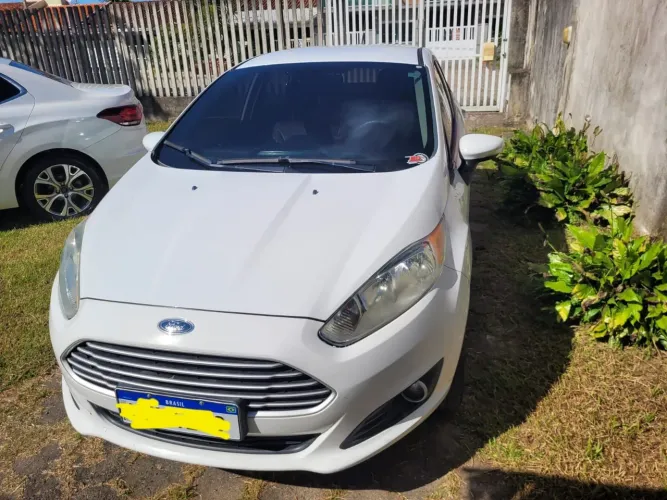 Ford Fiesta Sedan 1.6 16V Flex Mec. 2015
