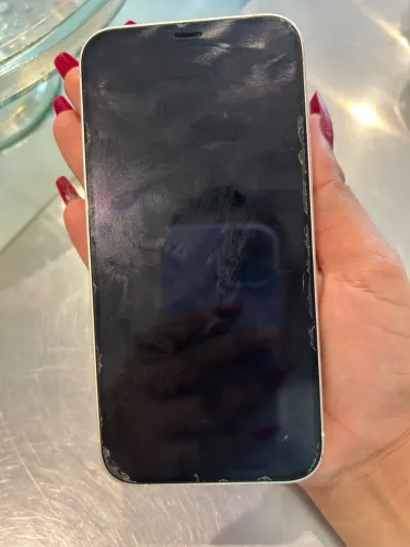 iPhone 12