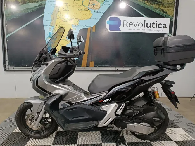 Honda ADV 150 abs 2023 km9650 $ 21,350