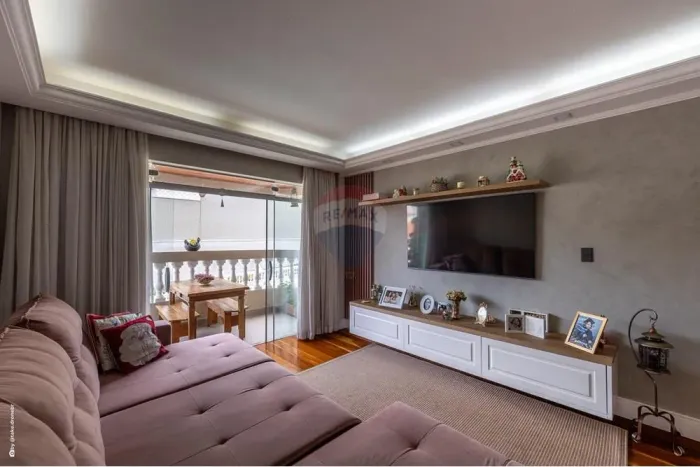 RE/MAX CASANOVA Vende apartamento com 4 quartos, sendo 2 suítes 150m² - Valinhos S/P R$1.1
