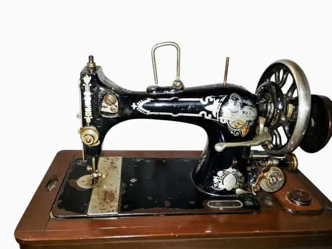 Máquina Singer modelo Noiva anos 40/50