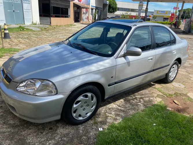 Honda Civic Sedan EX/ EXS 1.6 Mec. 4P 1997