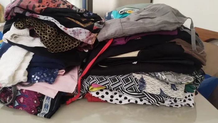 LOTE ROUPA FEMININA P/M