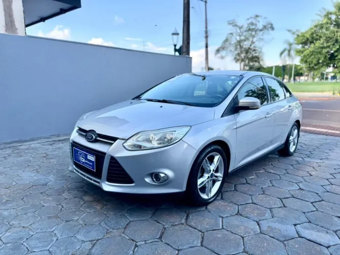 Ford Focus Sedan 2.0 16v/2.0 16V Flex 4P Aut. 2015