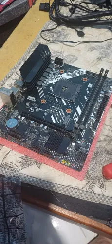Placa mãe mancer B450M-DA,funcionando perfeitamente, pouco usada, com caixa