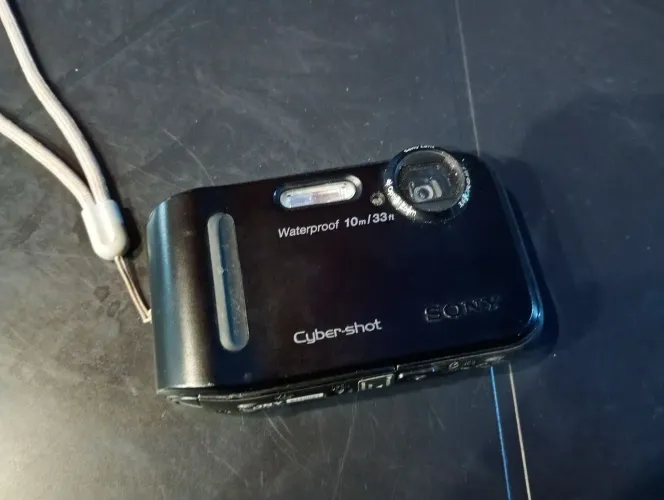Vendo Câmera Sony Cybershot