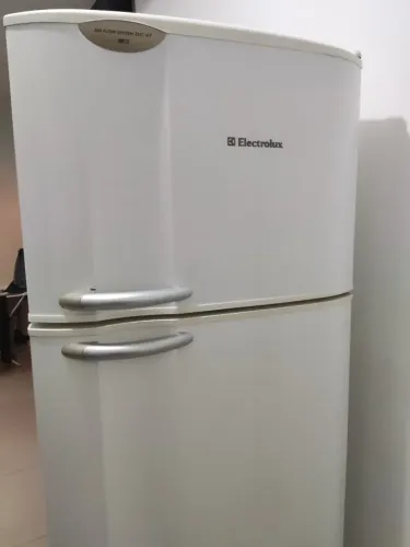 Geladeira Electrolux,470L excelente estado .