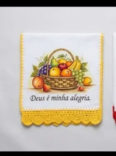 Vende-se pano de prato de bico de crochê por $20reais  pagamento á vista  