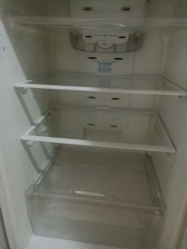 Geladeira com defeito