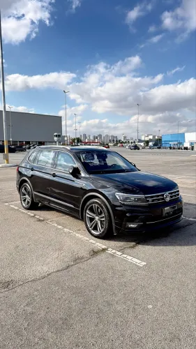 Volkswagen Tiguan Allspac R-line 350 TSI 2.0 4X4 2018