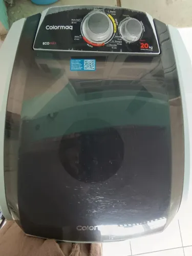 Tanquinho de lavar roupa