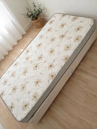 Cama box solteiro usada bom estado