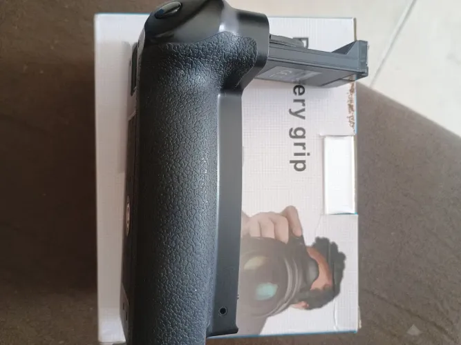 Grip para câmera Canon R/RP/R8.