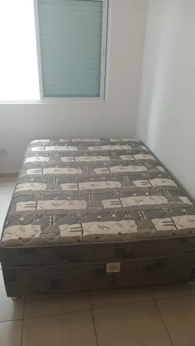 Vendo cama Box urgente.