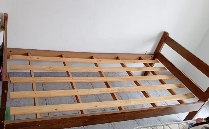 Cama de solteiro 