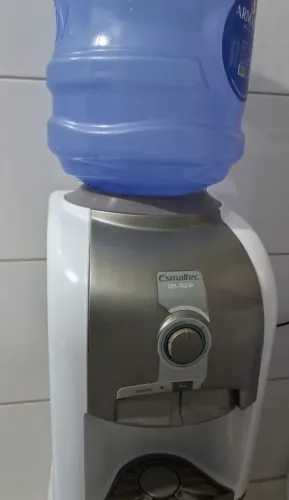 Vendo Gela Água Esmaltec