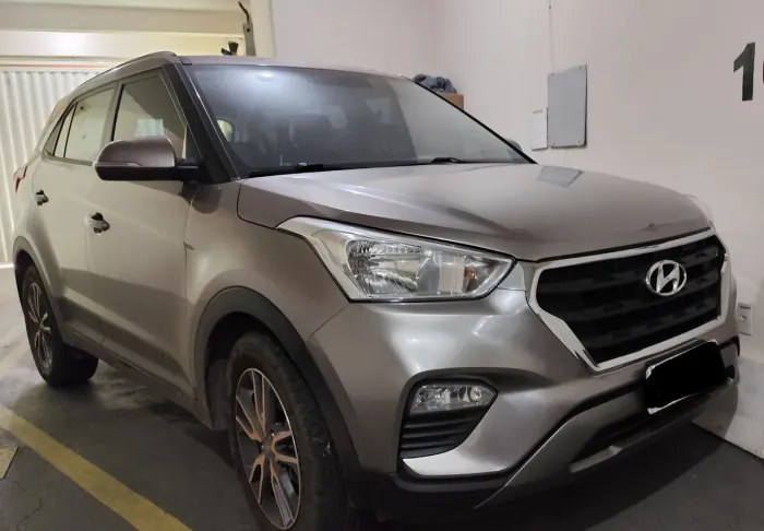 Hyundai Creta Pulse Plus 1.6 16V Flex Aut. 2018 baixo KM, de garagem, pneus seminovos.