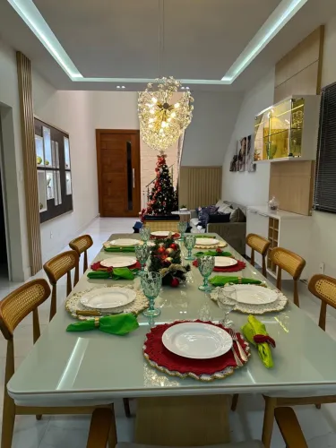 Mesa jantar 2,74 x 1,10 com 8 cadeiras e Lustre boca de leão 